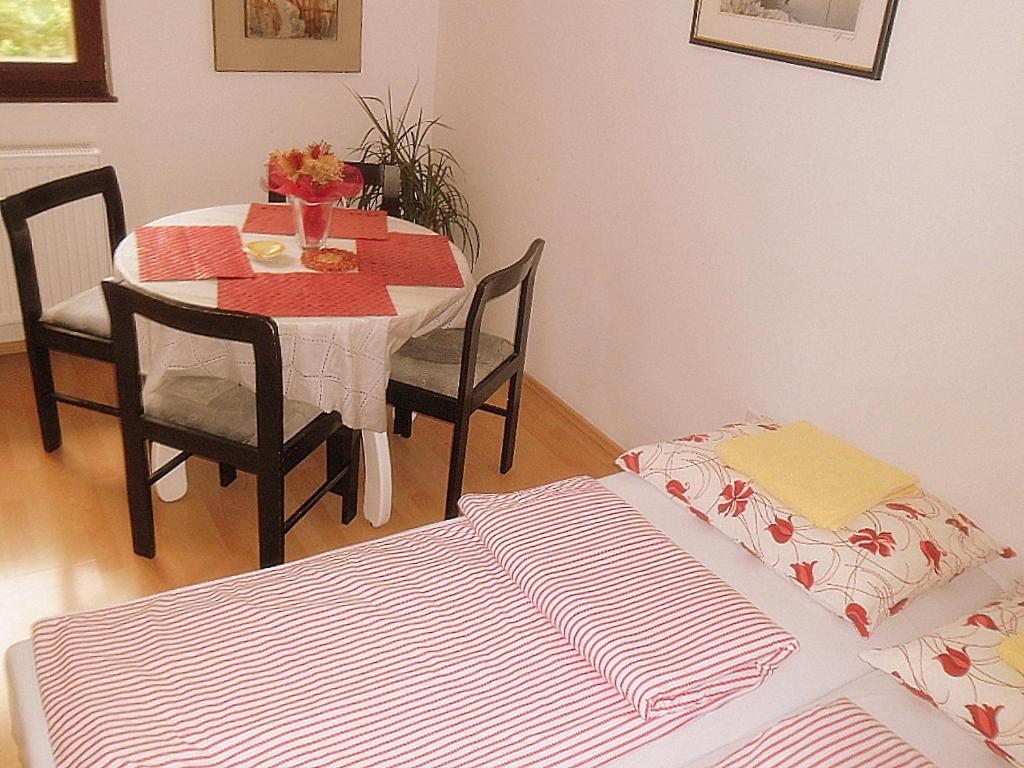 אופטיה Apartments Kestenovi Dvori מראה חיצוני תמונה