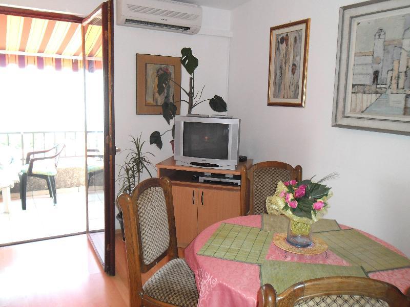 אופטיה Apartments Kestenovi Dvori מראה חיצוני תמונה