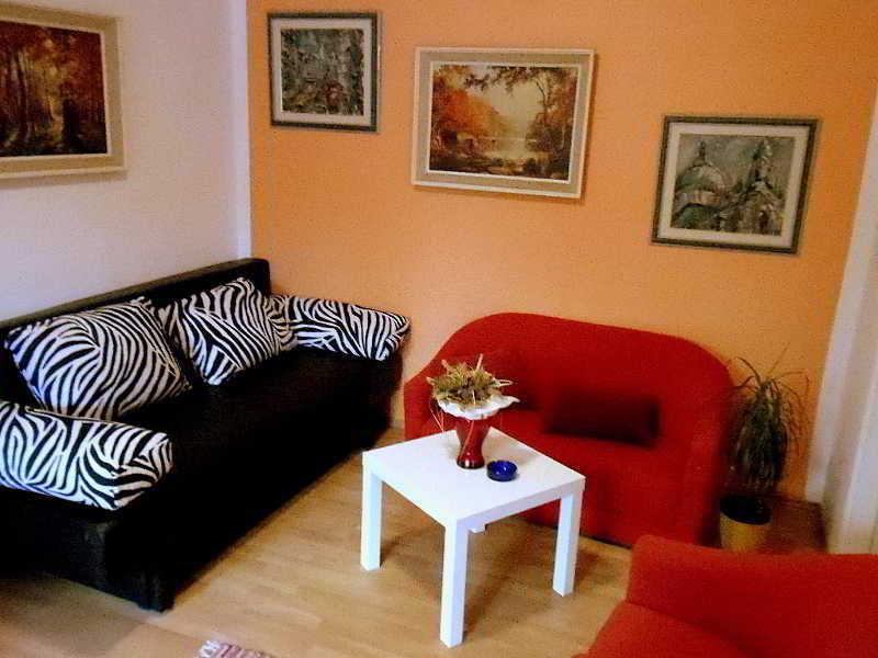 אופטיה Apartments Kestenovi Dvori מראה חיצוני תמונה
