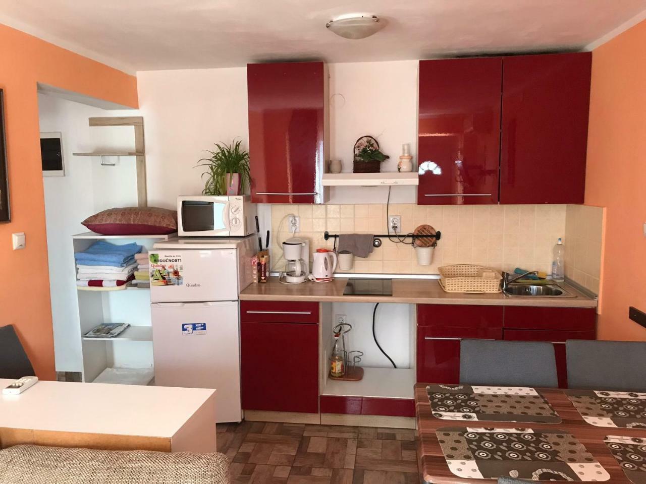 אופטיה Apartments Kestenovi Dvori מראה חיצוני תמונה